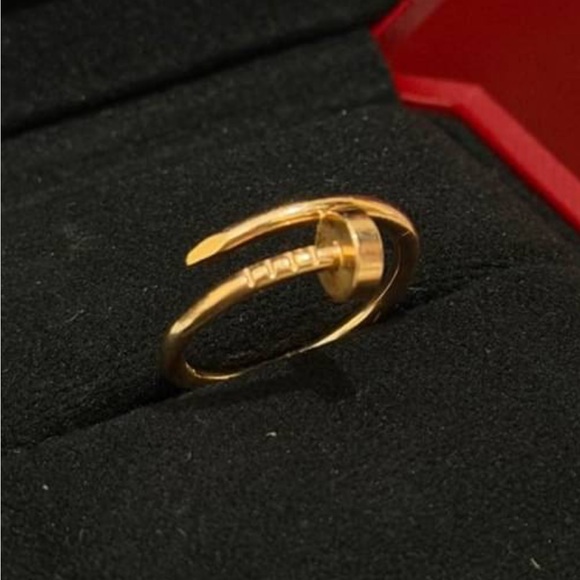 Authentic Cartier Ring - Picture 4 of 6